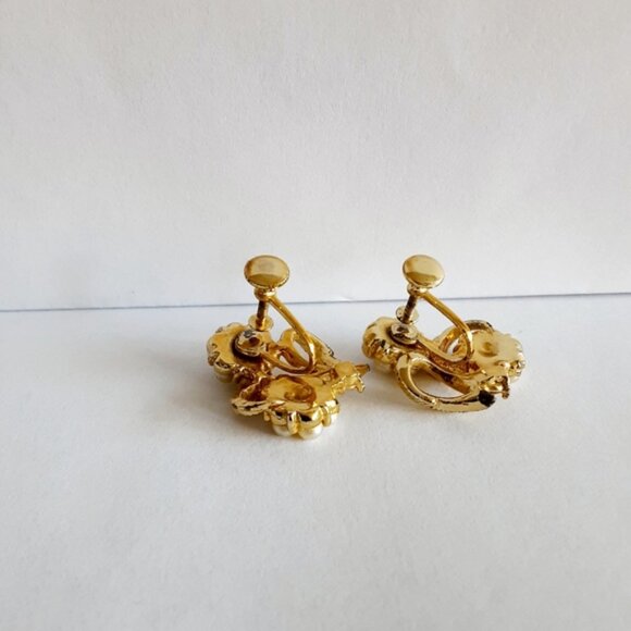 Vintage Earrings Screw Back Flower Faux Pearl Rhinestones Gold Tone Cottagecore - Picture 2 of 5